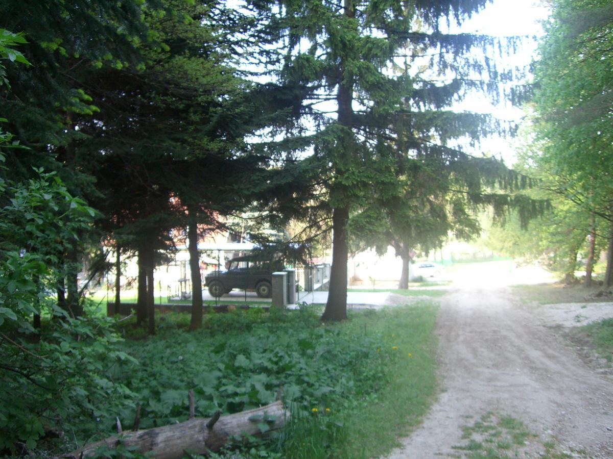 Hotel Hethazpuszta Erdeszlak Isztimér Exterior foto
